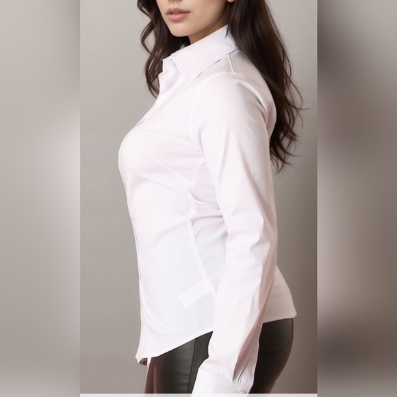 033. Classic White Women's Fitted Button-Up Shirt - Picture 1 of 3